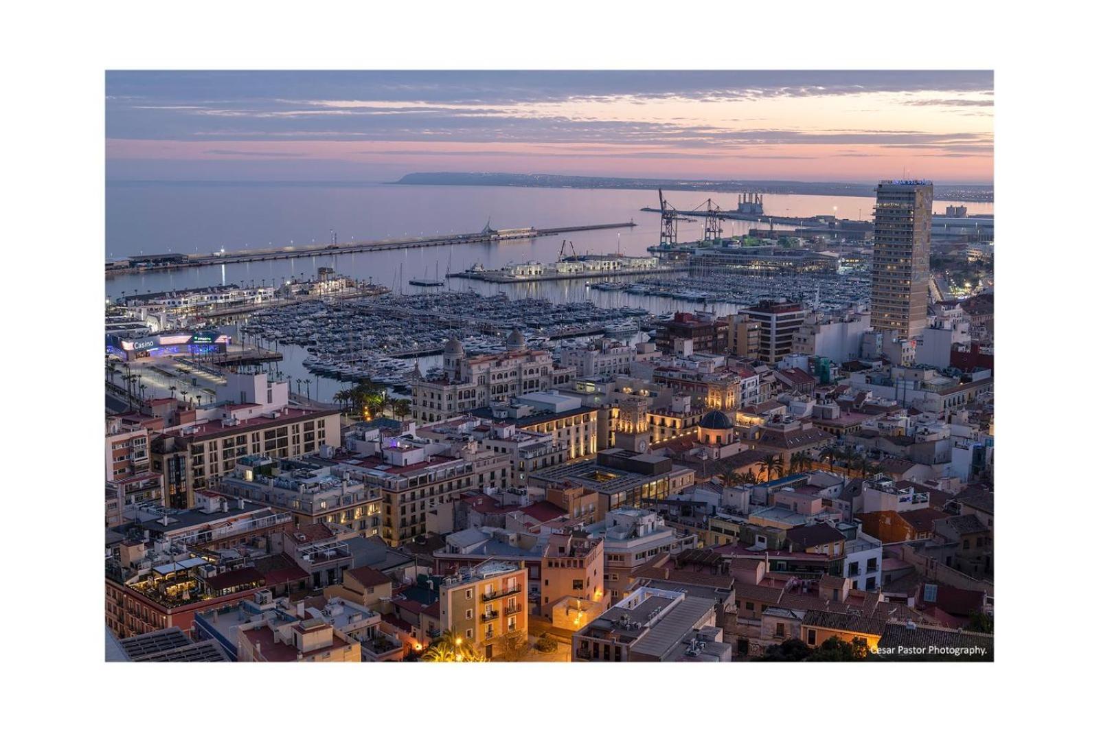 Your Nice Home In Alicante In The Historic Center! Аликанте Экстерьер фото
