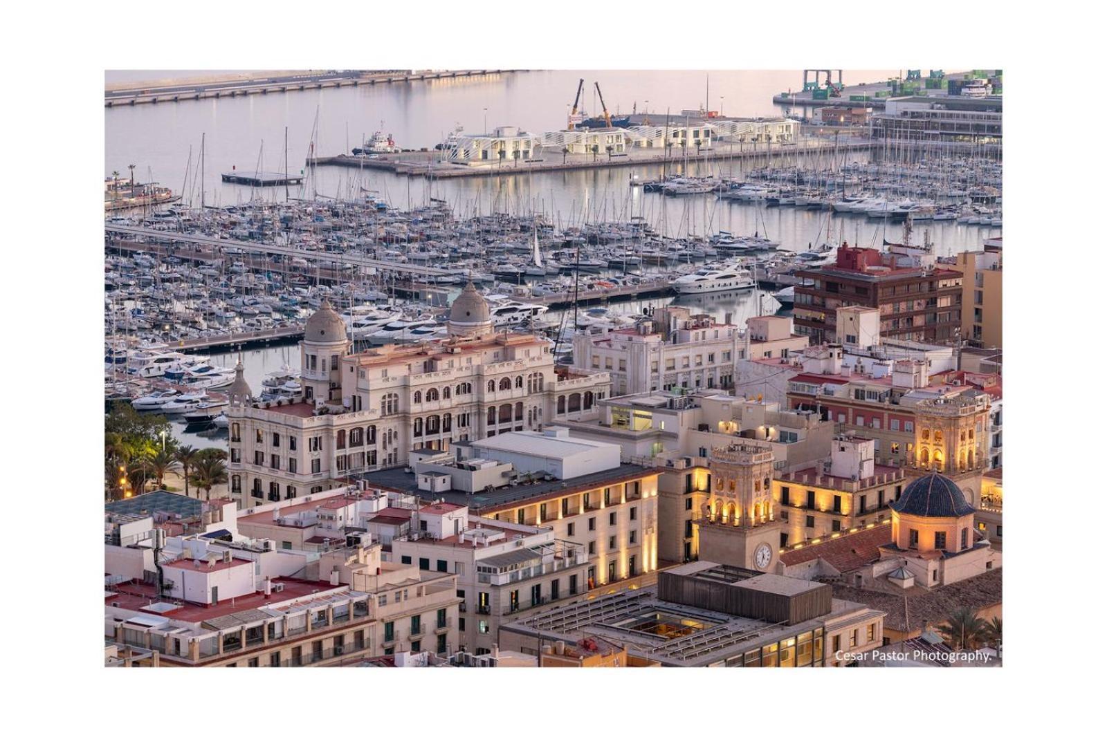 Your Nice Home In Alicante In The Historic Center! Аликанте Экстерьер фото
